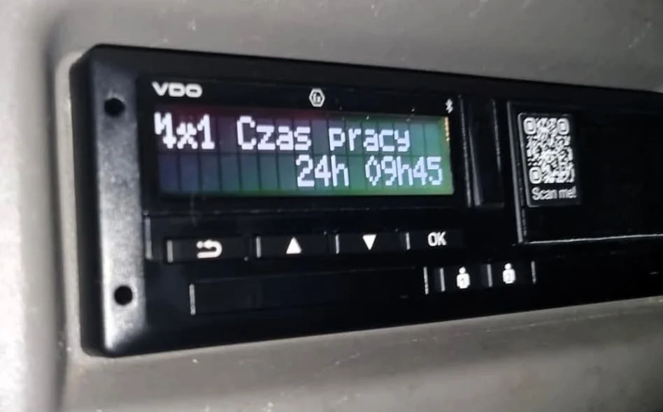 Tachograf VDO 4.1 (G2V2) ostrzeżenie o przekroczeniu 10h pracy
